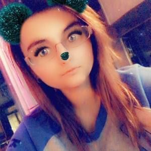 Meet your Posher, Delles